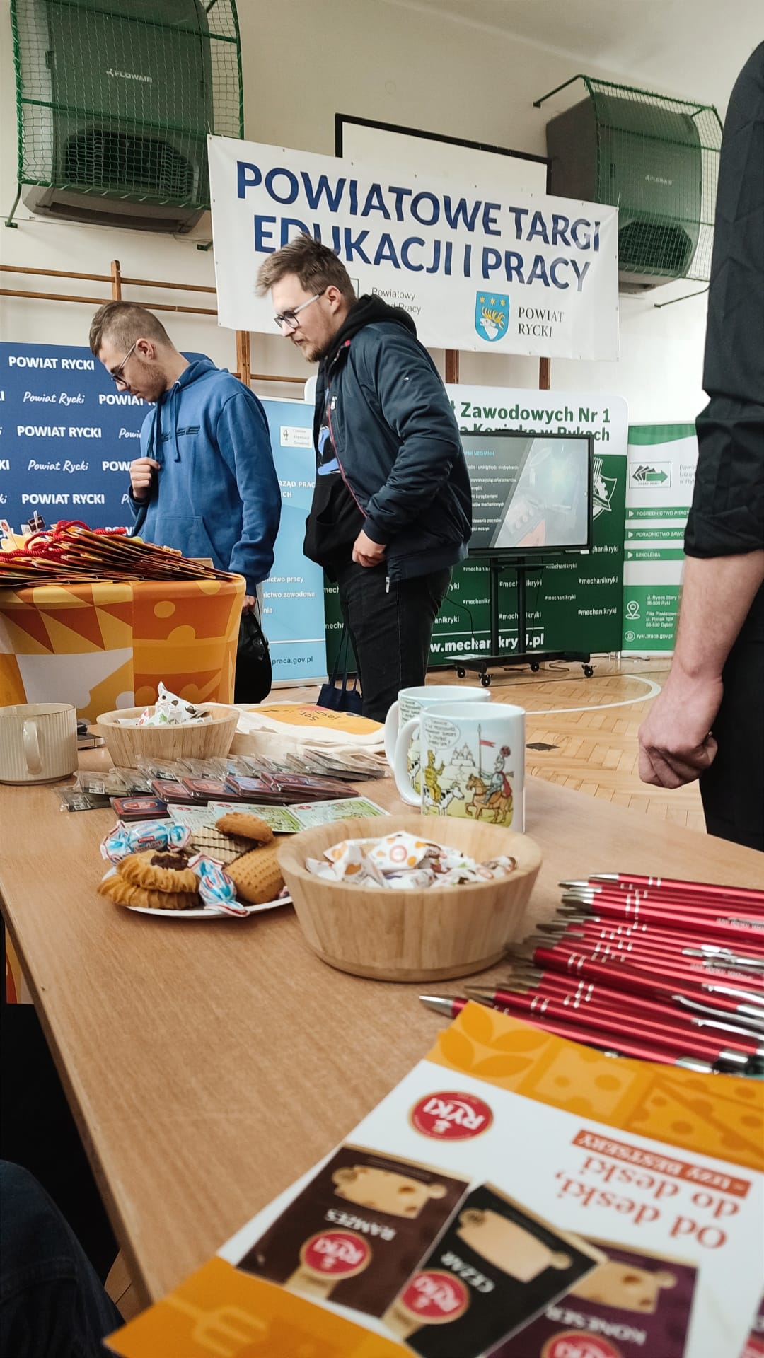 SM Ryki na Powiatowych Targach Edukacji i Pracy w Rykach